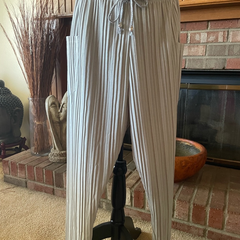 CASUAL PANTS - SIZE M